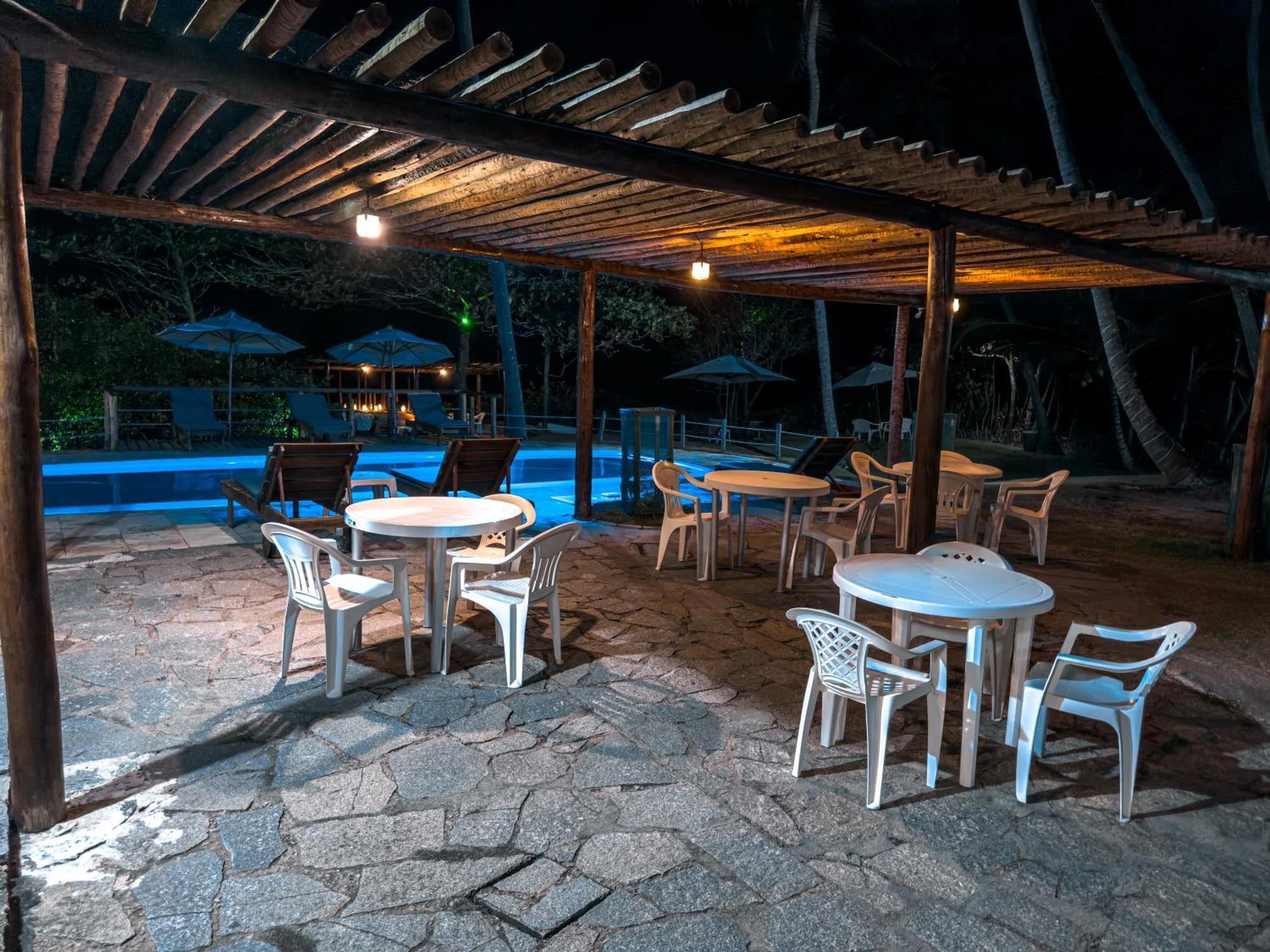 Igarakuê Hotel Pousada Japaratinga Extérieur photo